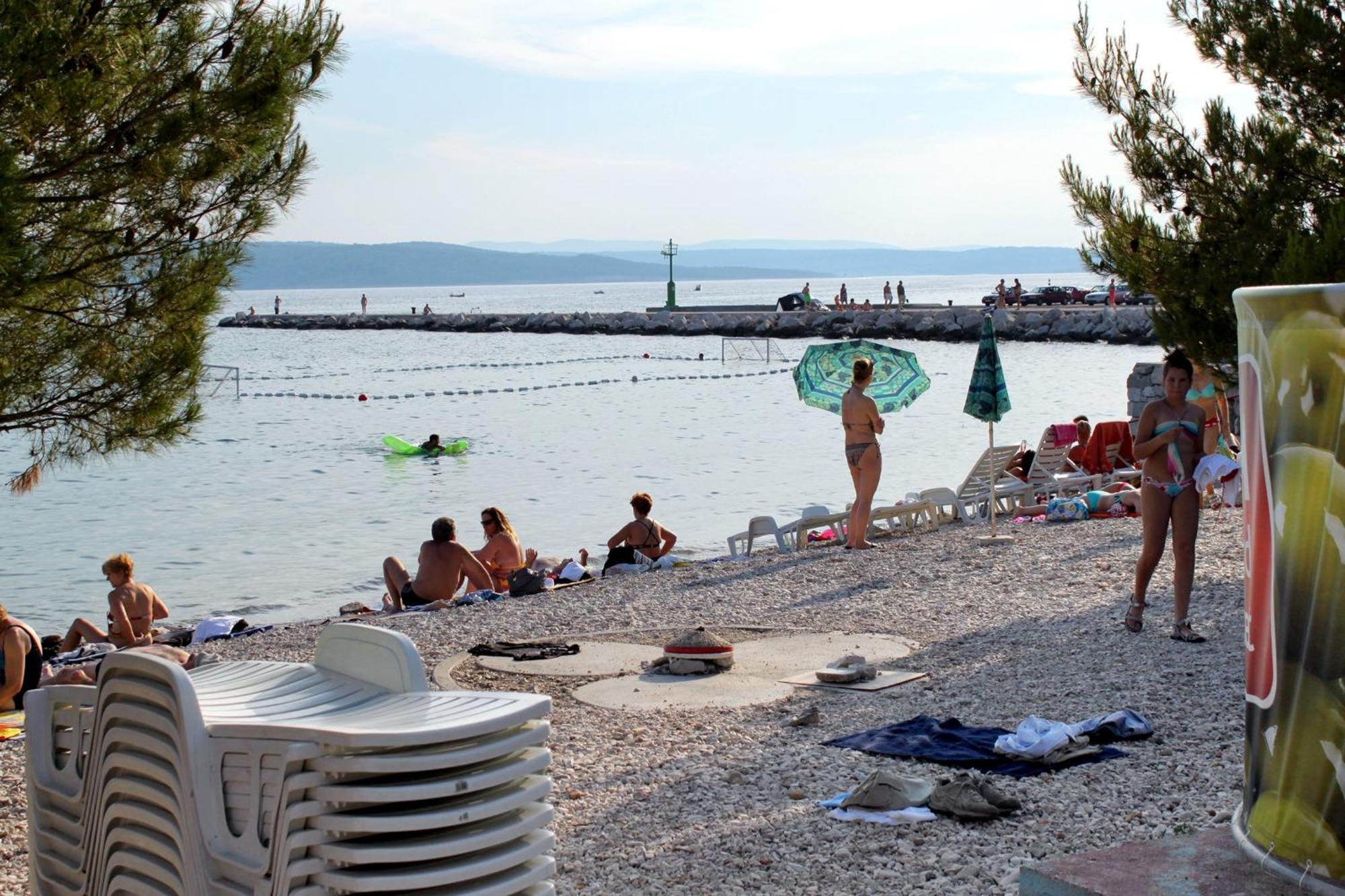 Apartment With A Parking Space - 5553 Crikvenica